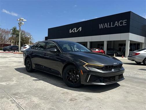 2025 Kia K5 LXS