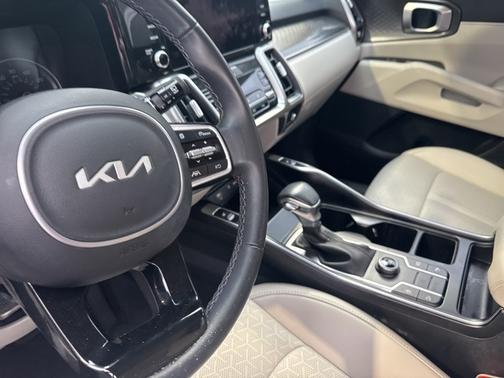 2023 Kia Sorento S