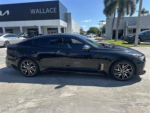 2023 Kia Stinger GT-Line