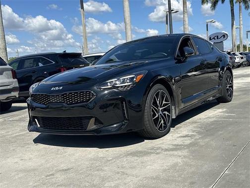 2023 Kia Stinger GT-Line