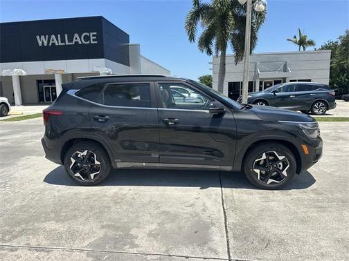 2025 Kia Seltos EX