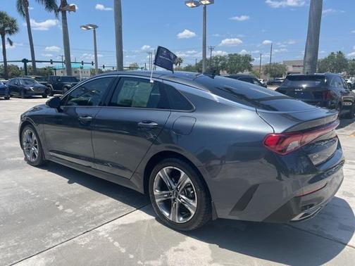 2024 Kia K5 EX