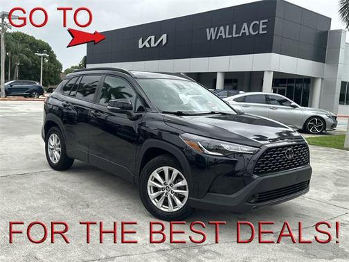 2022 Toyota Corolla Cross LE