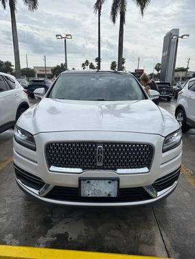 2019 Lincoln Nautilus Select