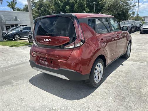 2025 Kia Soul LX