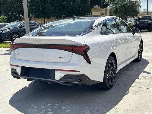 2025 Kia K5 GT-Line