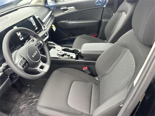 2025 Kia Sportage Hybrid LX