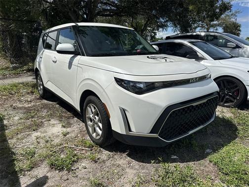 2023 Kia Soul LX