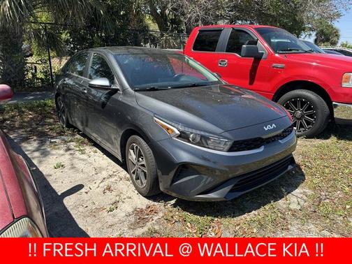 Gravity Gray 2024 Kia Forte LXS