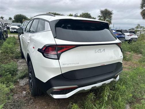 2025 Kia Sportage Hybrid EX