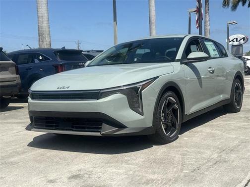 2025 Kia K4 EX