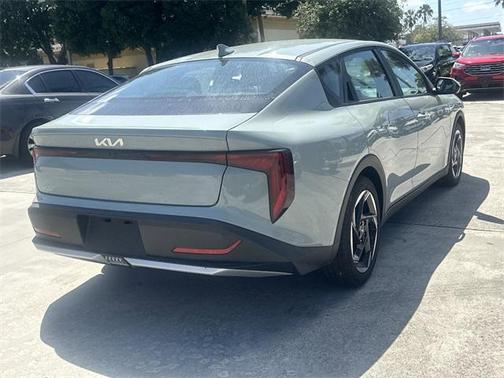 2025 Kia K4 EX