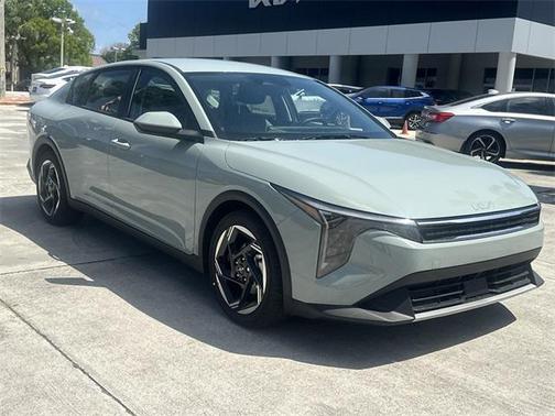 2025 Kia K4 EX