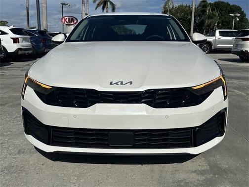 2025 Kia K5 LXS