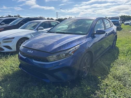 2022 Kia Forte LXS