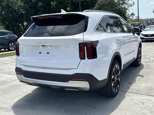 2025 Kia Sorento SX