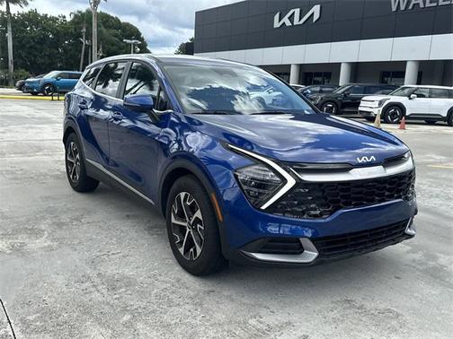 2025 Kia Sportage EX