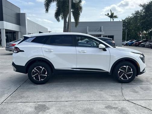 2025 Kia Sportage Hybrid LX