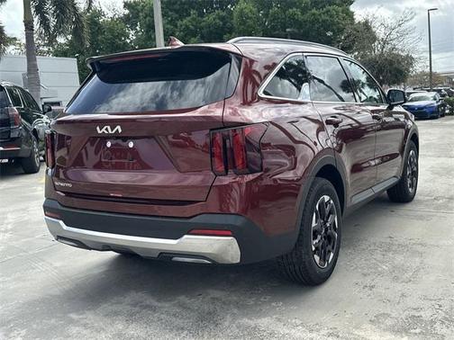 2025 Kia Sorento S