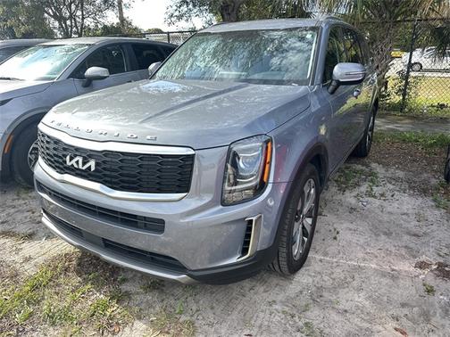 2022 Kia Telluride S