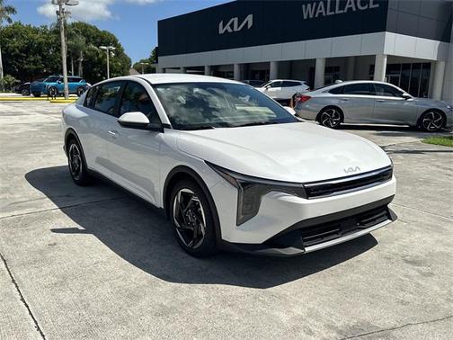 2025 Kia K4 EX