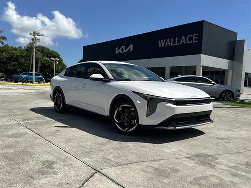 2025 Kia K4 EX