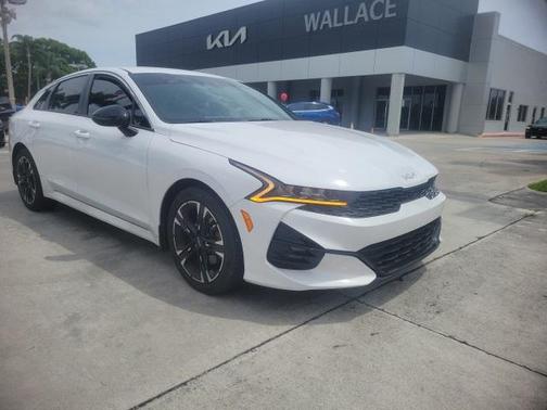 2022 Kia K5 GT-Line