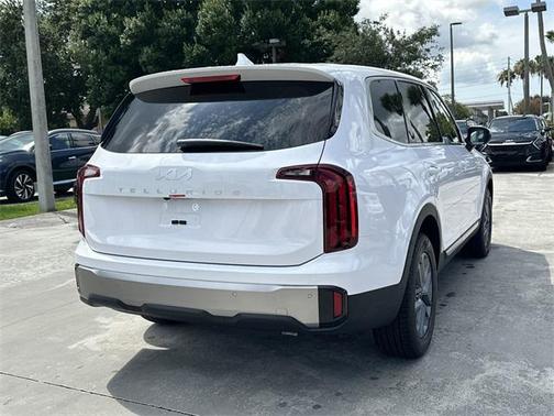 2025 Kia Telluride LX