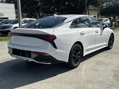 2025 Kia K5 LXS