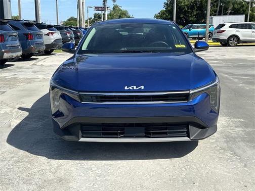 2025 Kia K4 EX