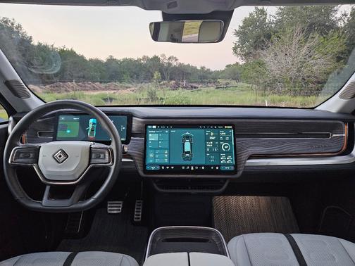 2022 Rivian R1T Adventure Package