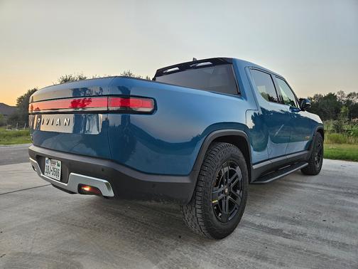 2022 Rivian R1T Adventure Package