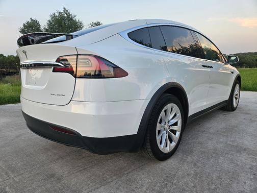 2021 Tesla Model X Long Range Plus