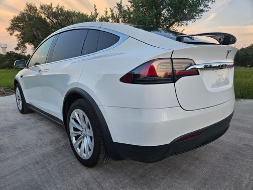 2021 Tesla Model X Long Range Plus