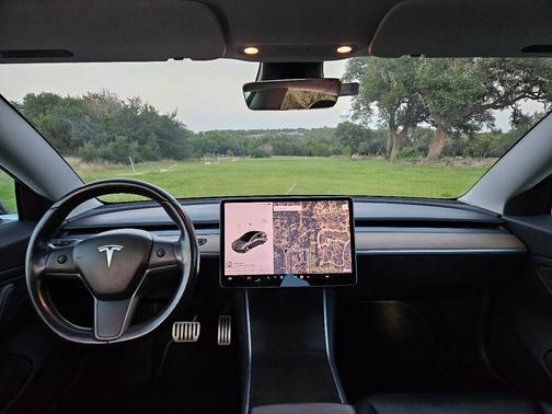 2018 Tesla Model 3 Performance
