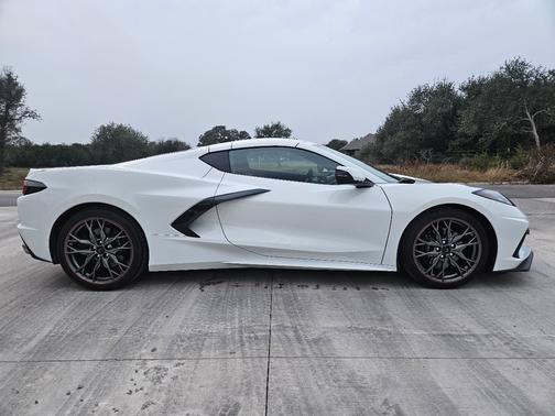 2025 Chevrolet Corvette Stingray w/1LT