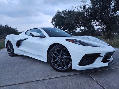 2025 Chevrolet Corvette Stingray w/1LT