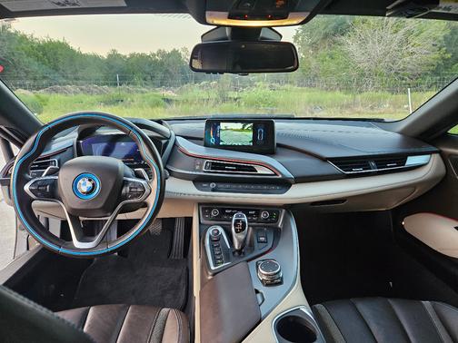 2016 BMW i8 Base