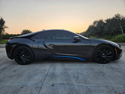 2016 BMW i8 Base
