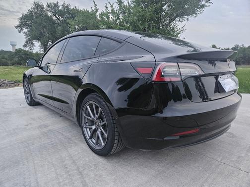 2022 Tesla Model 3 Base