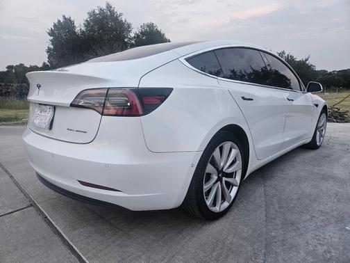 2019 Tesla Model 3 Long Range