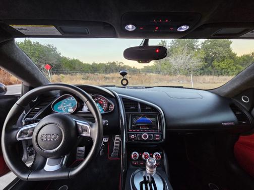 2012 Audi R8 5.2 quattro