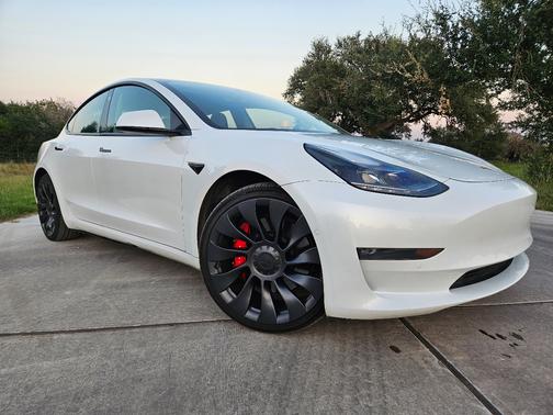 2022 Tesla Model 3 Performance