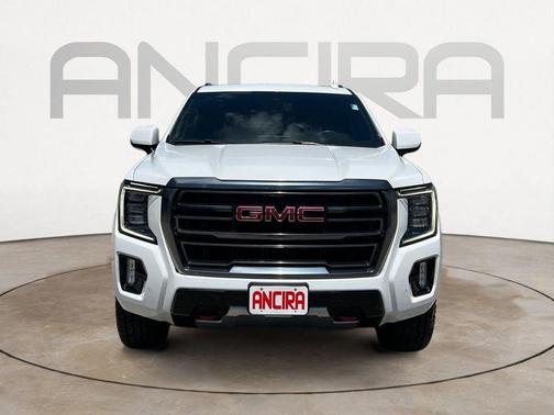 Summit White 2022 GMC Yukon AT4