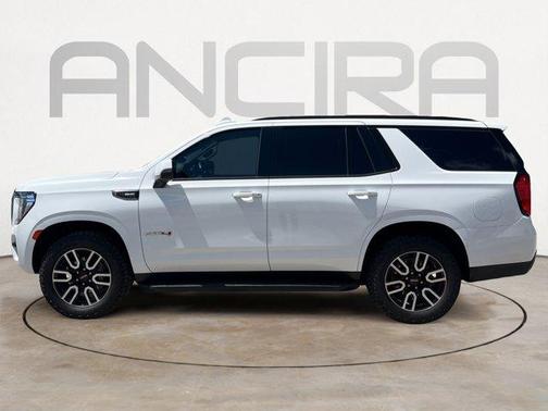 Summit White 2022 GMC Yukon AT4