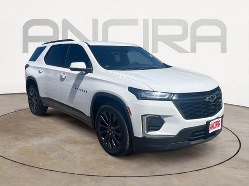 Summit White 2022 Chevrolet Traverse RS