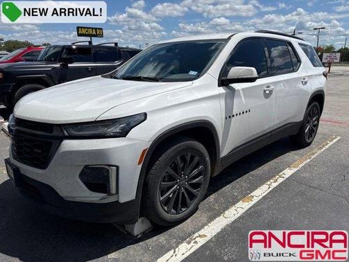 Summit White 2022 Chevrolet Traverse RS