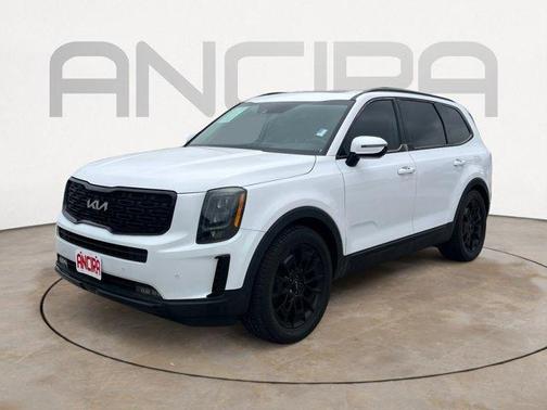 Glacial White Pearl 2022 Kia Telluride SX