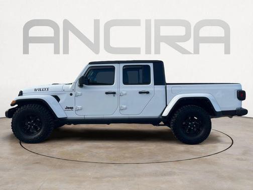 Bright White Clearcoat 2022 Jeep Gladiator Sport