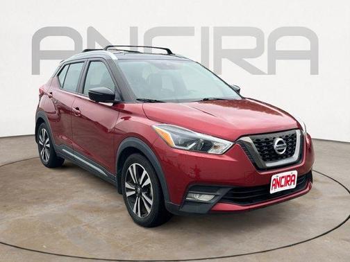 2020 Nissan Kicks SR